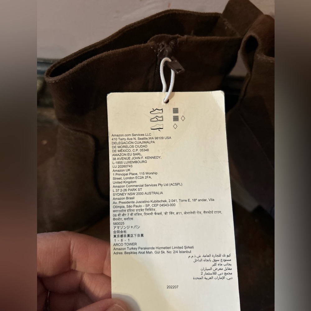 NWT Amazon Essentials Brown Ankle Booties - Picture 3 of 5
